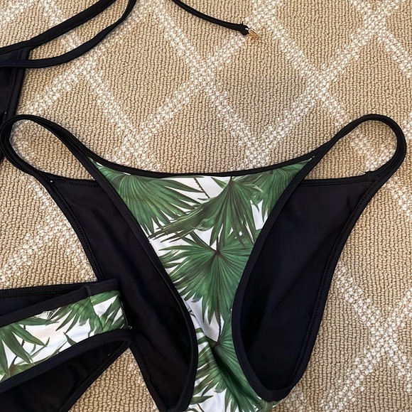 Wildfox bikini - Picture 2 of 3